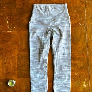 Lululemon leggings gray/purple